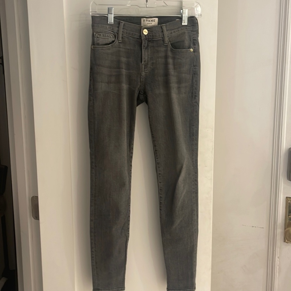FRAME grey wash  skinny jeans 25